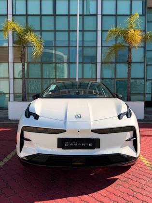 ZEEKR X 66 KW ELÉTRICO FLAGSHIP AWD